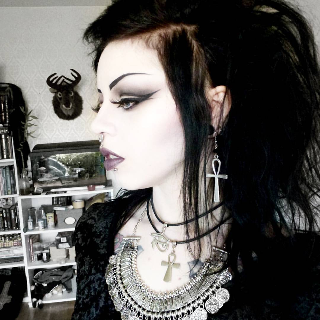 naomi-trans-chambery
